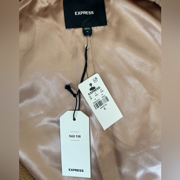 Express Faux Fur Coat XL NWT - Picture 7 of 10